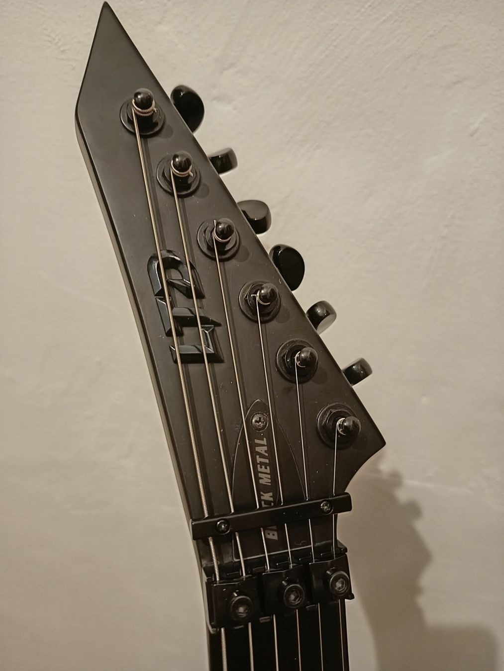 Esp Strumenti musicali: ESP LTD M-BM Black Metal – Usato da Felsberg venduto da CarpathianThrone420 2