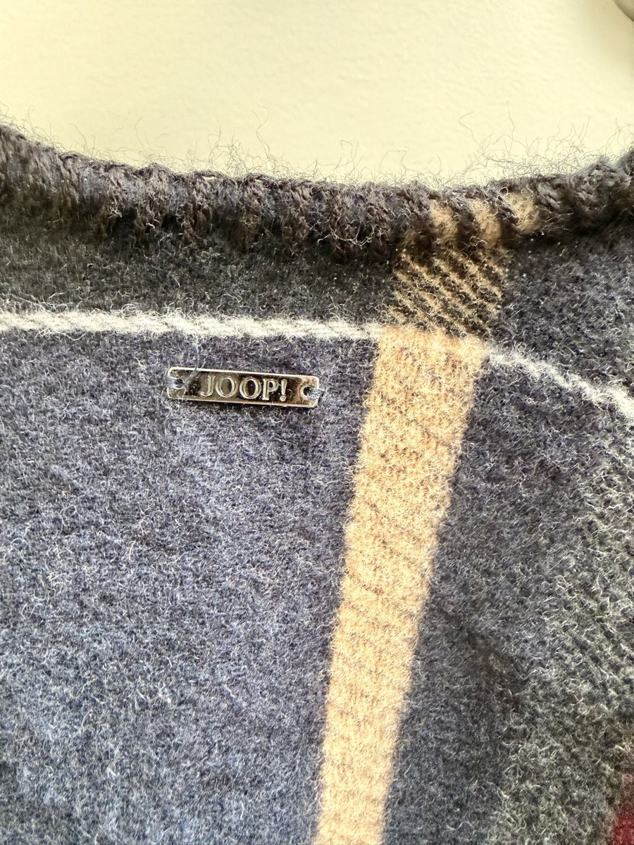 Altro in Moda donna: Cape von Joop – Usato da Füllinsdorf venduto da Ayumi_CH 4