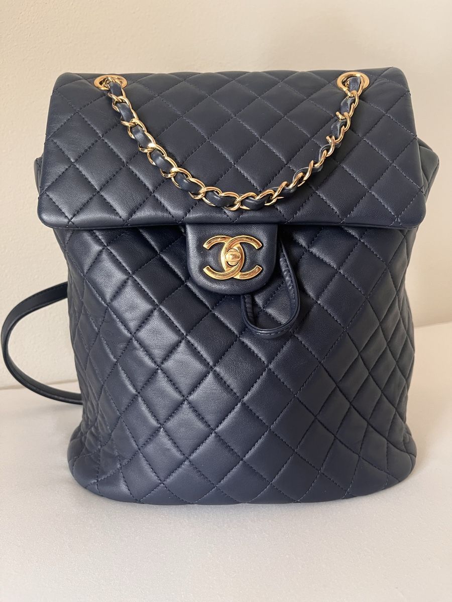 Chanel Zaini: Chanel urban spirit backpack – Usato da Luzern venduto da bambola92