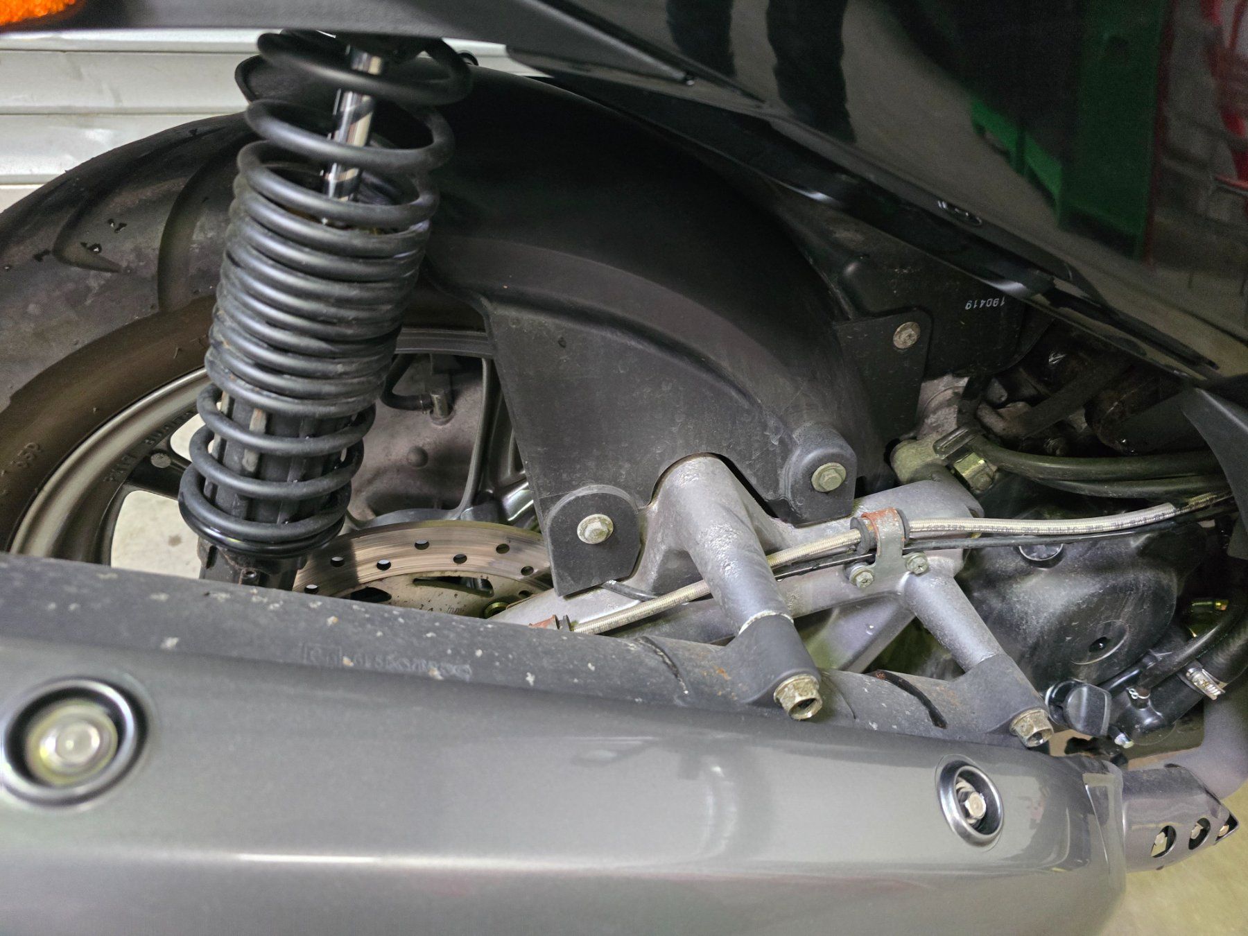 Kymco Scooter: Kymco People GT300 Roller – Usato da Basel venduto da Esso123 4