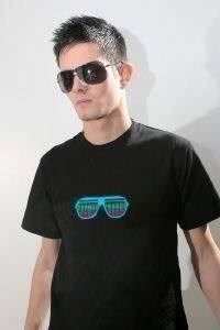 T-Shirts: T-Shirt EL TShirt LED leuchtend equalizer – Neu und originalverpackt aus Yverdon-les-Bains von Netgadget_SARL 4