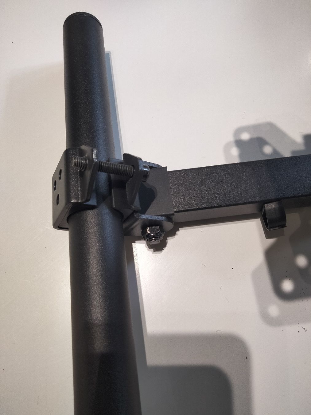 Fixations: Monitorhalterung – D'occasion à Zürich par sap_8j5f 2