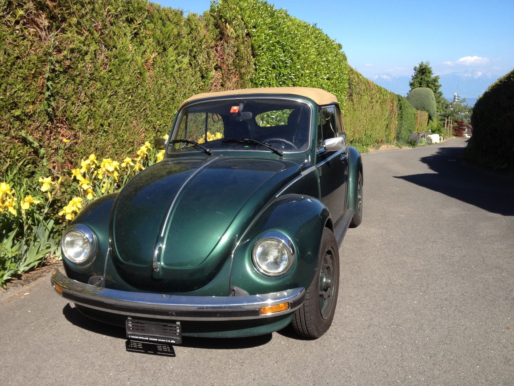 VW Autos: VW Coccinelle - VW Käfer 1303 Cabriolet – D'occasion à Ecublens VD par ziad58