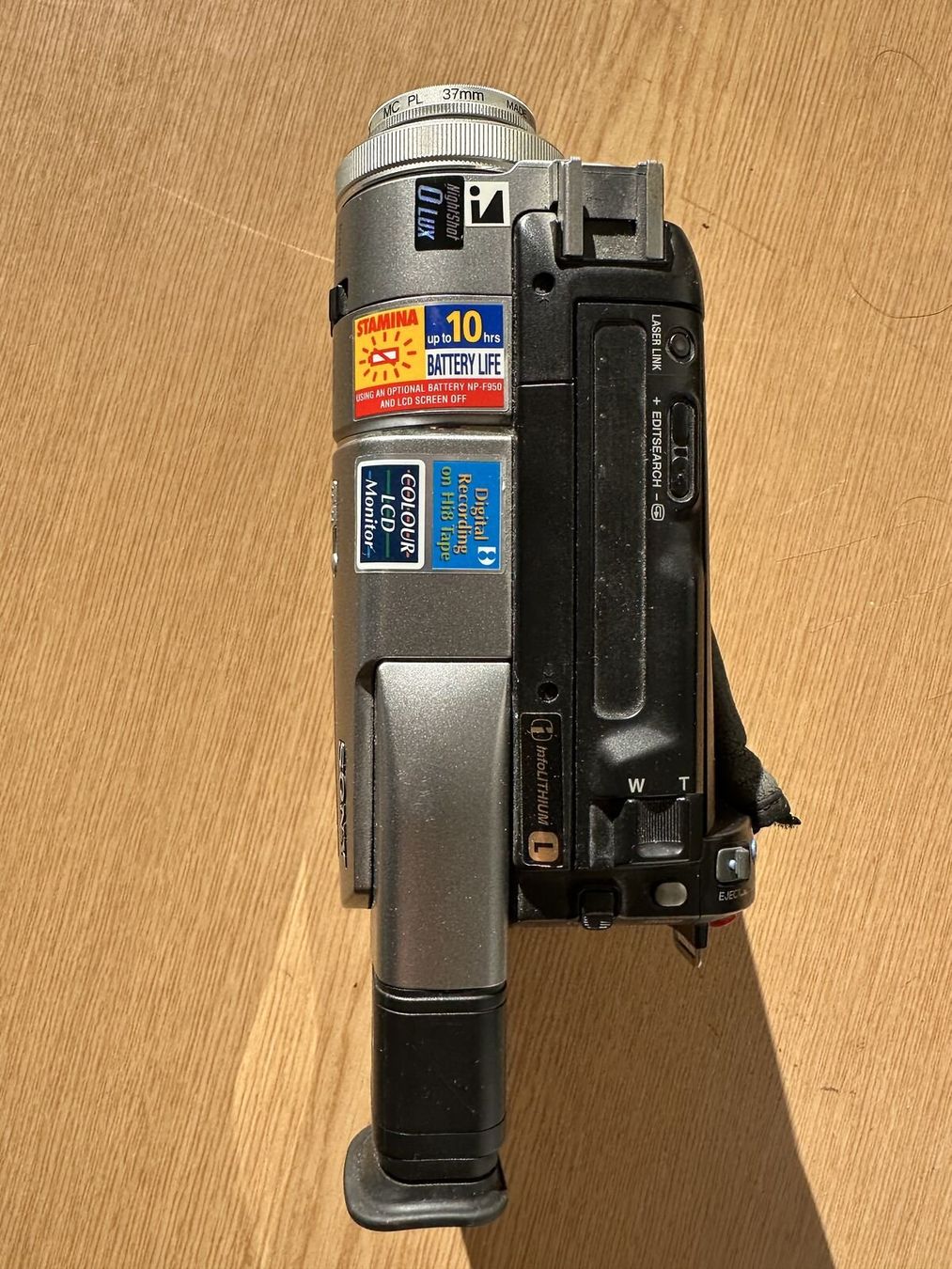 Sony Camcorder: Sony DCR-TRV110E Digital8 Camcorder – Gebraucht aus Zürich von akb_6c5b 1