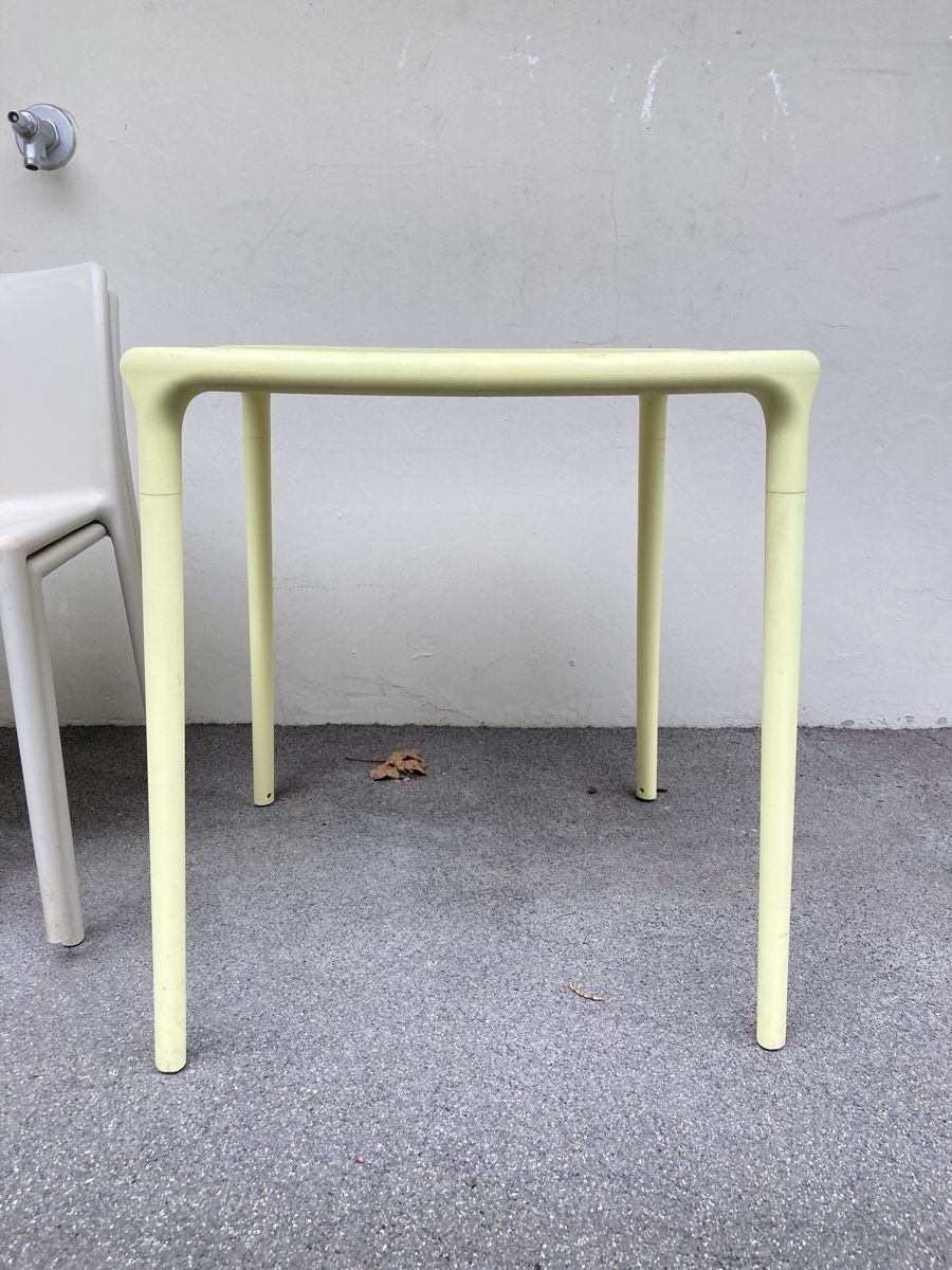 Magis Tische: Gartentisch – Gebraucht aus Luzern von clamdigger48 1
