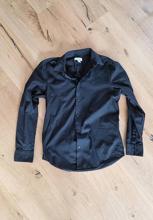 Camicie: Calvin Klein Hemd und Hose Schwarz – Usato da Dietlikon venduto da bmajorino