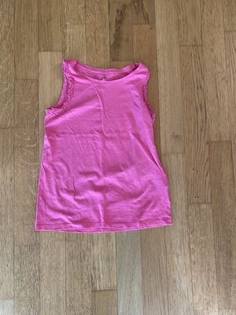 Süsses Sommer Top in Pink mit Volants, Grösse 134/140