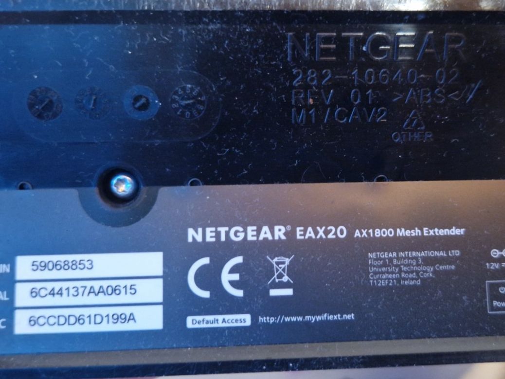 Netgear WiFi: NETGEAR EAX20 AX1800 Mesh Extender – Usato da Nidau venduto da auktionspinguin 2