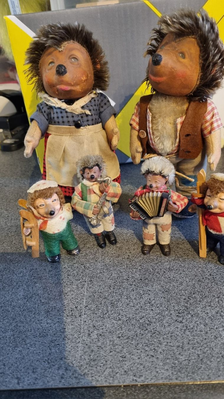 Steiff Bambole: Micki + Mecki + 4 autres plus petits – Usato da La Chaux-de-Fonds venduto da mikilo1 3