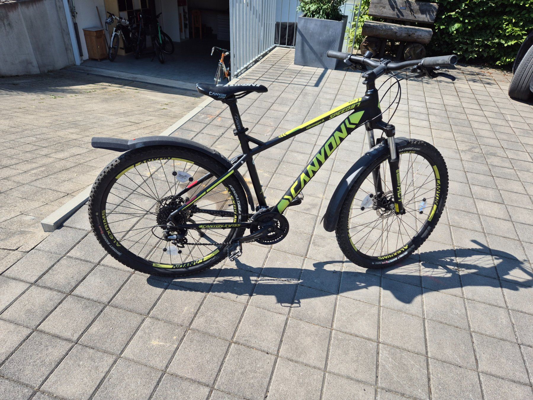 Canyon Vélos: Canyon-Mountainbike – D'occasion à Bottighofen par sig_6ytl
