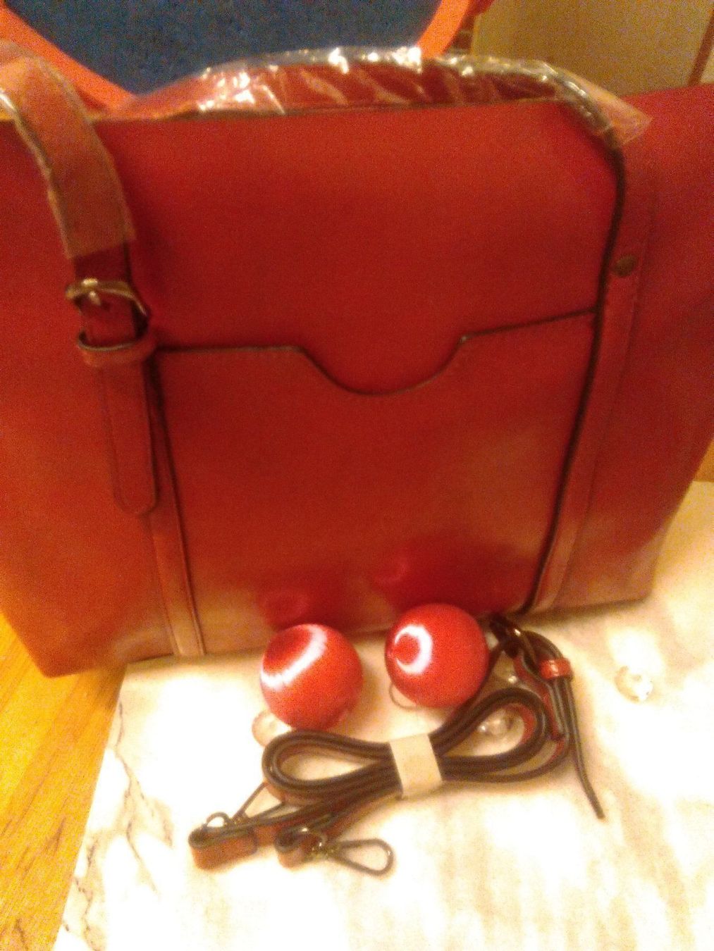 Sacs femmes: HANDTASCHEN;;ECHTES LEDER;ROT FARBE – Neuf (Voir description) à Basel par bijoutrie_4 9
