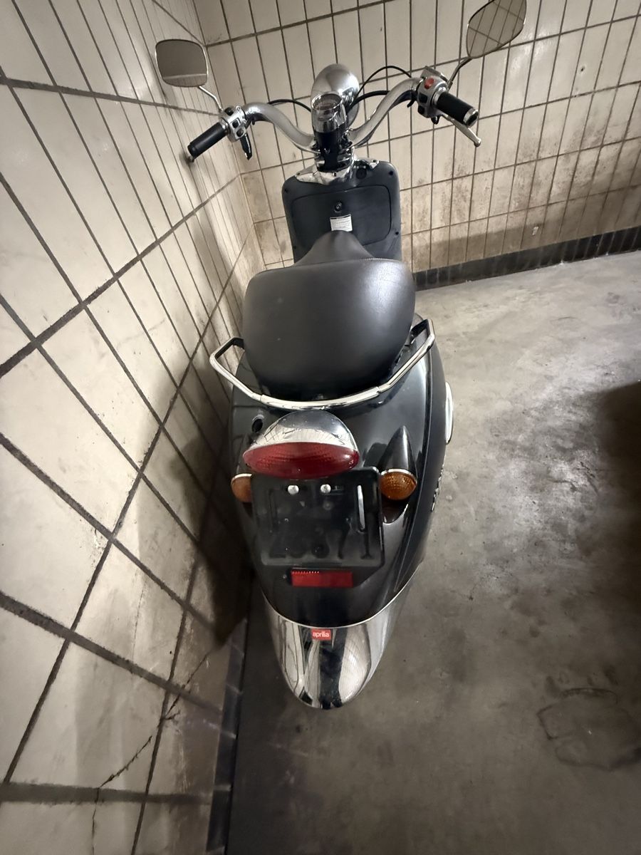 Aprilia Scooters: Aprilia Habana 50 Roller – Gebraucht aus Basel von John003 2