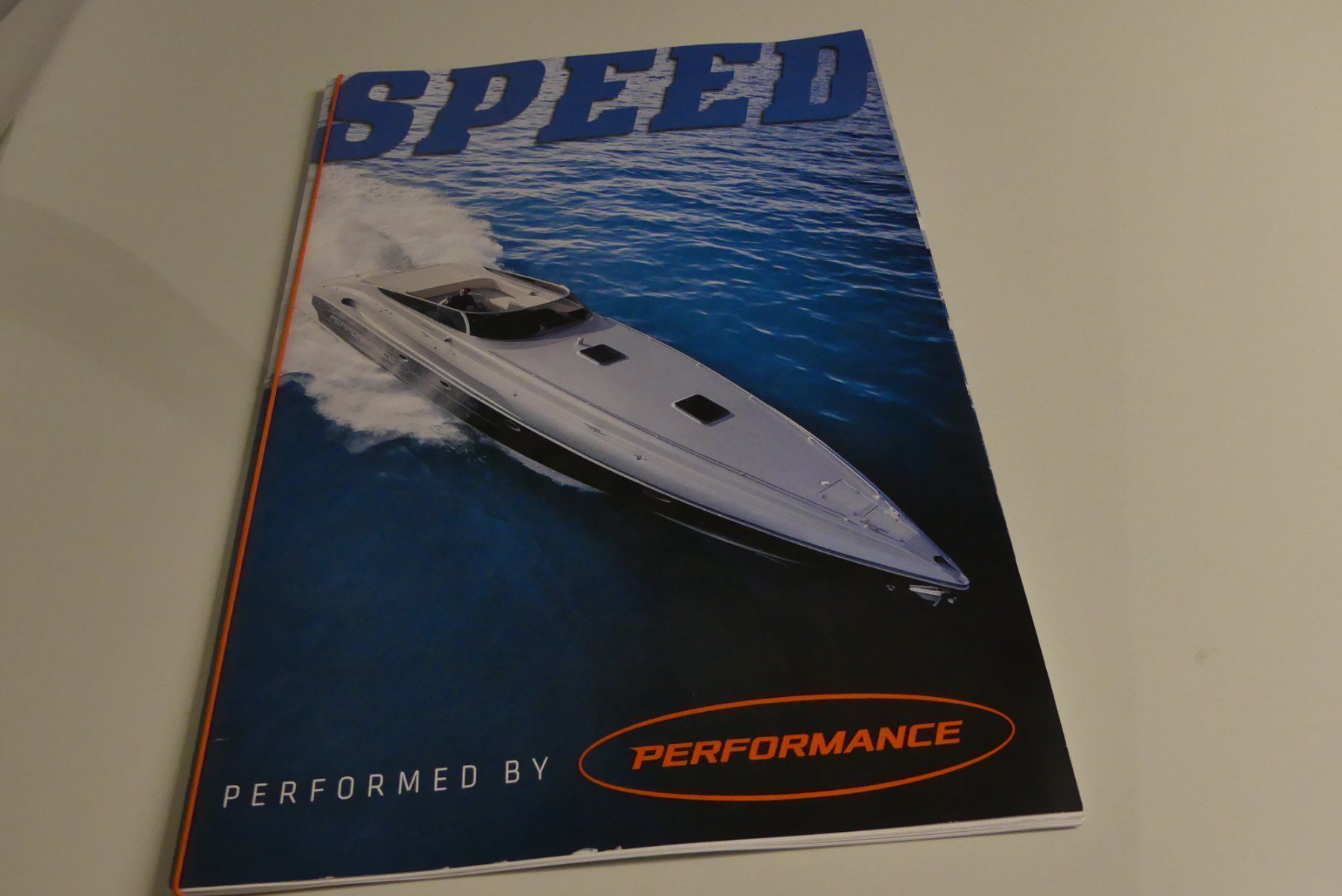 Dokumente: PERFORMANCE SPEEDBOATS PROSPEKT – Neu (gemäss Beschreibung) aus Triesen von Rnc1
