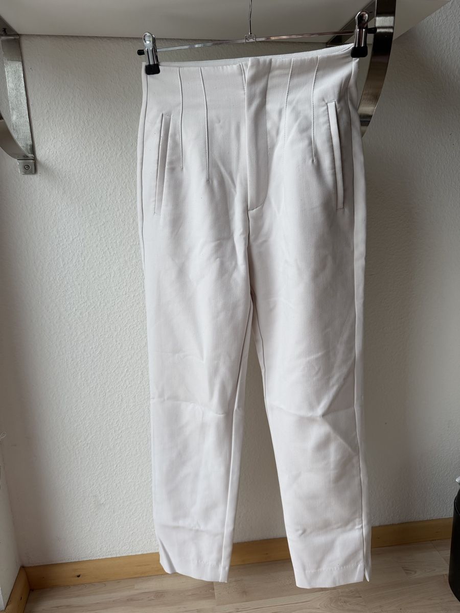 Stradivarius Pantaloni: Stradivarius Stoffhose – Usato da Röschenz venduto da Roxywittlin