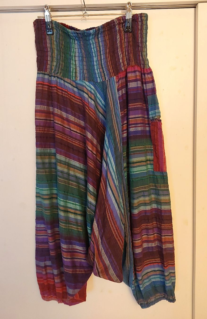 Hosen: Hippie Hose – Gebraucht aus Brunnen von CHOUCHOU. 1