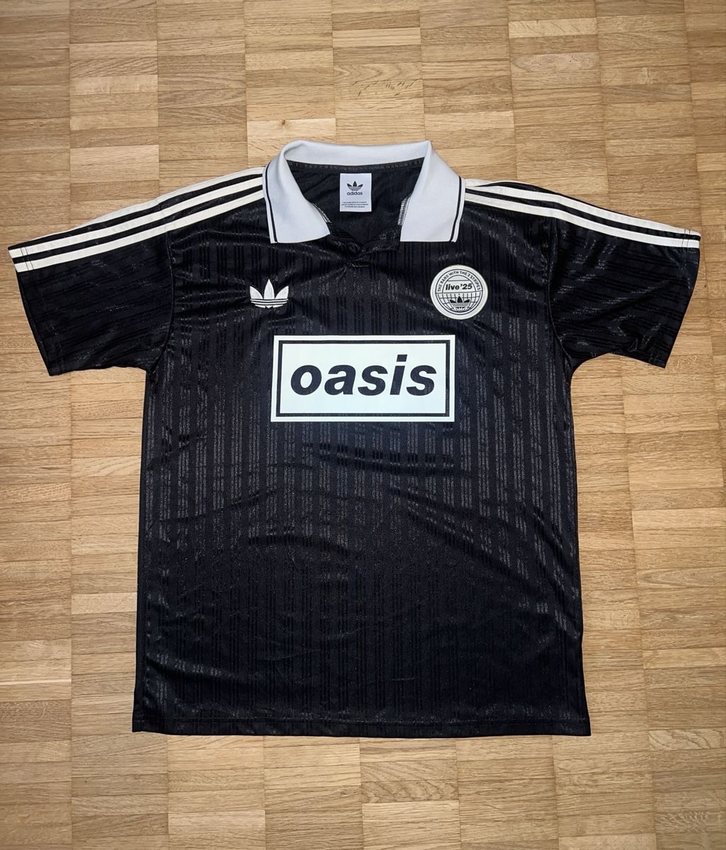 Adidas Leibchen & Hosen: Adidas x Oasis Tour – Gebraucht aus Zürich von dyl_5768
