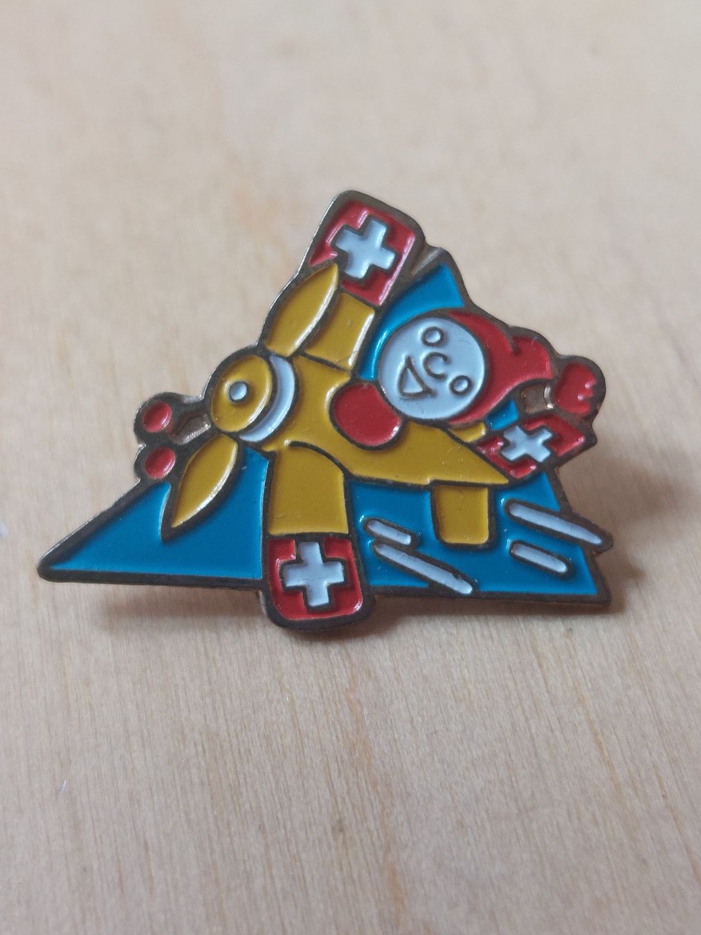 Placchette & Badge: 7 KNORR - PIN – Usato da Gipf - Oberfrick venduto da Esnoopy 3