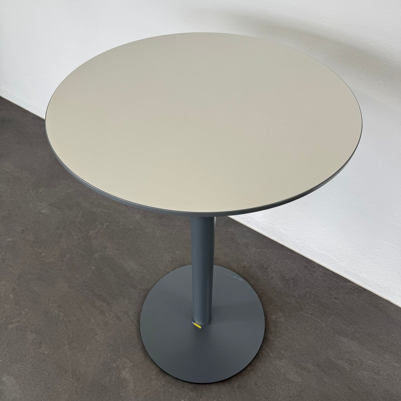 Lista Tavoli: Lista Office Motion Stehbartisch – Usato da Schönenwerd venduto da mcofficeshop 2