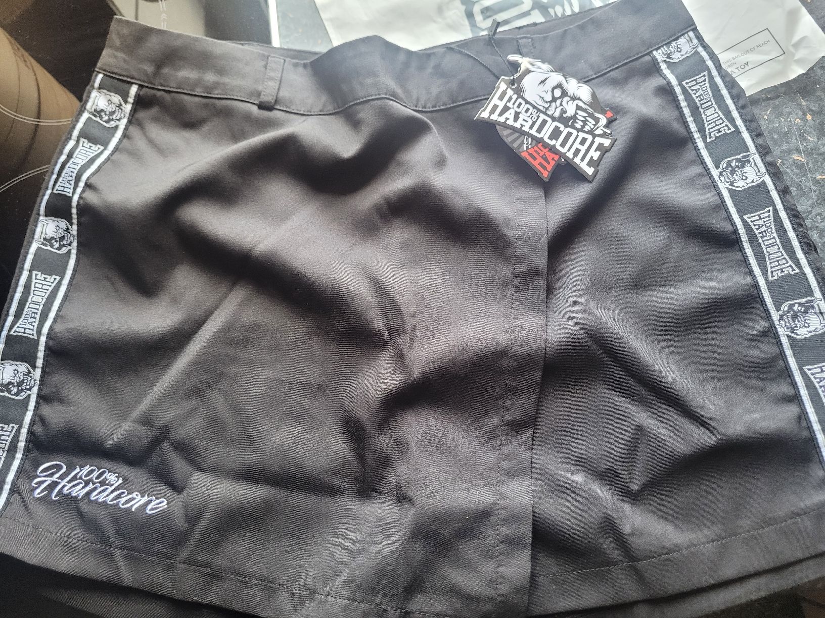 Pantaloni: 100%hardcore short/rock – Nuovo e nell'imballaggio originale da Unterengstringen venduto da johnjess