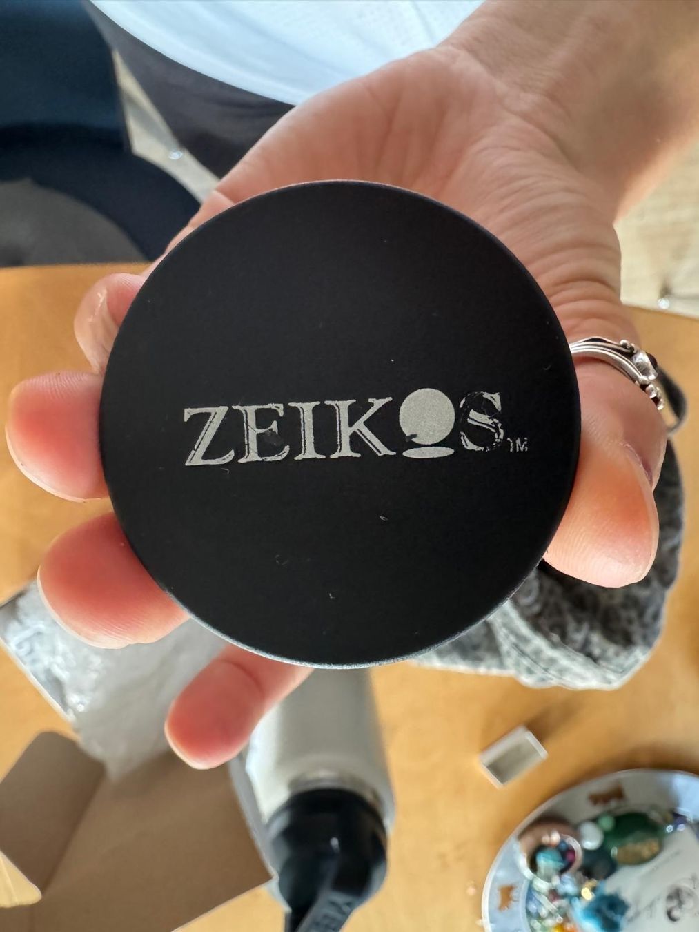 Fotocamera: Zeikos Macro 37mm Professional – Usato da Tegerfelden venduto da Valentin_Jeggli 1