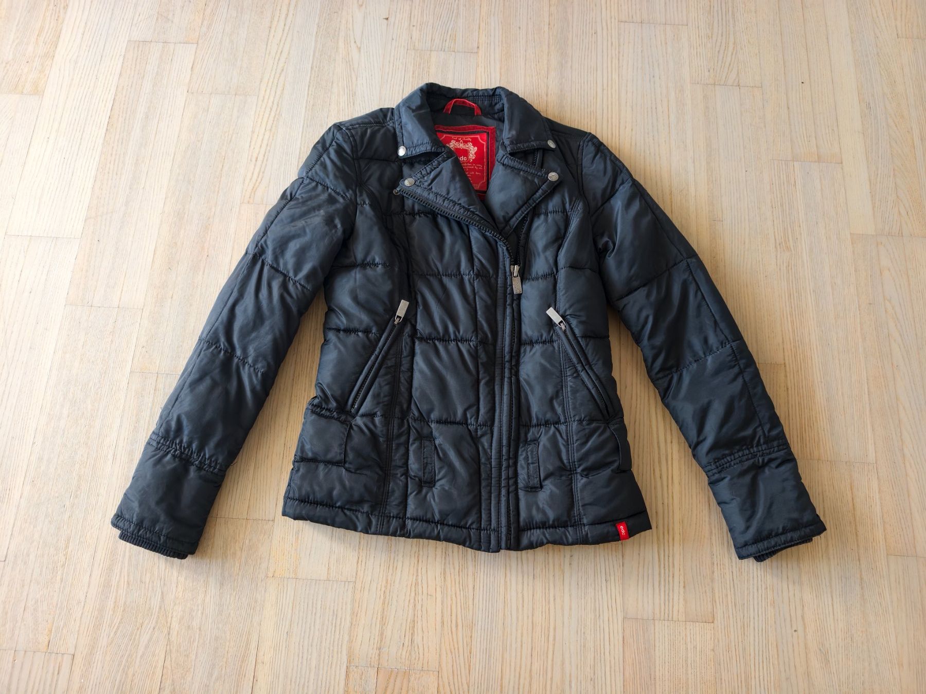Esprit Giacche: Esprit Jacke Gr. S Schwarz – Usato da Berg TG venduto da Persefona