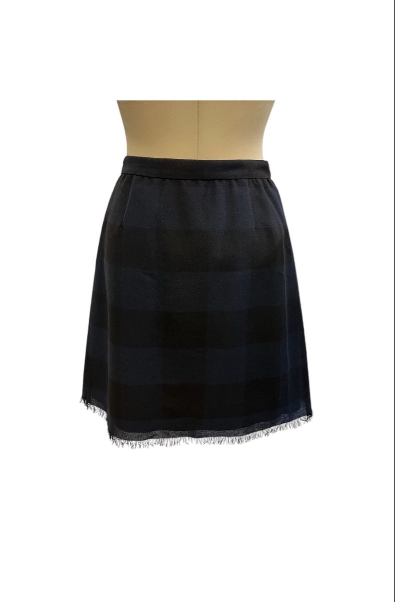 Dior Gonne: Dior Wool Skirt - FR38 – Usato da Dübendorf venduto da Pink.Blue 2