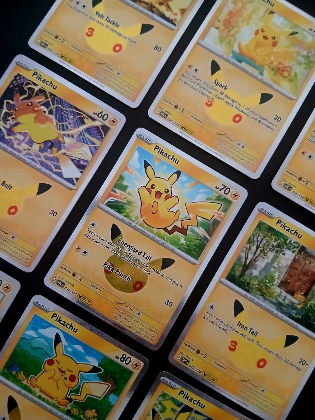 Pokémon Carte collezionabili: Pikachu Pokémon 30th Celebration Englisch – Nuovo (secondo la descrizione) da Regensdorf venduto da Baba_Basar 3