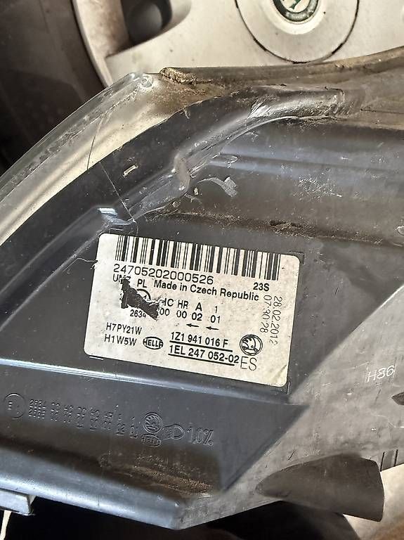 Fari: Skoda Scheinwerfer VR – Usato da Adlikon b.Regensdf venduto da dammgarage8108 1