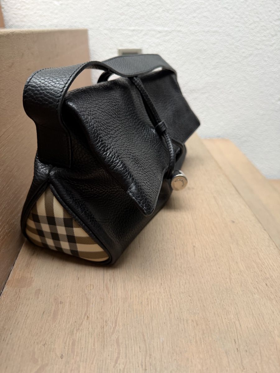 Burberry Borse da donna: Burberry Schulter-/Handtasche – Usato da Oberwil b. Zug venduto da hallihallo12 1