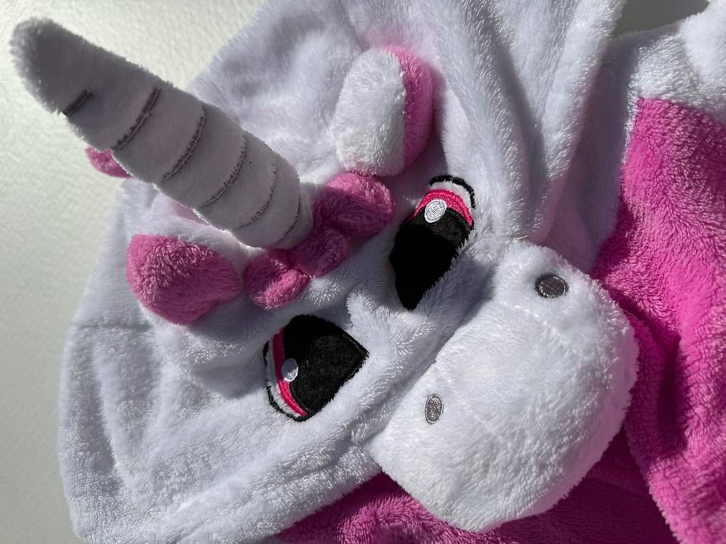 Kostüme: 2x Einhorn Onesies – Gebraucht aus Biel/Bienne von xav_8d66 3