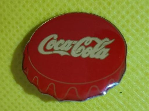 Coca-Cola Placchette & Badge: pin ansteck – Usato da Rothrist venduto da SiddharthaMoon