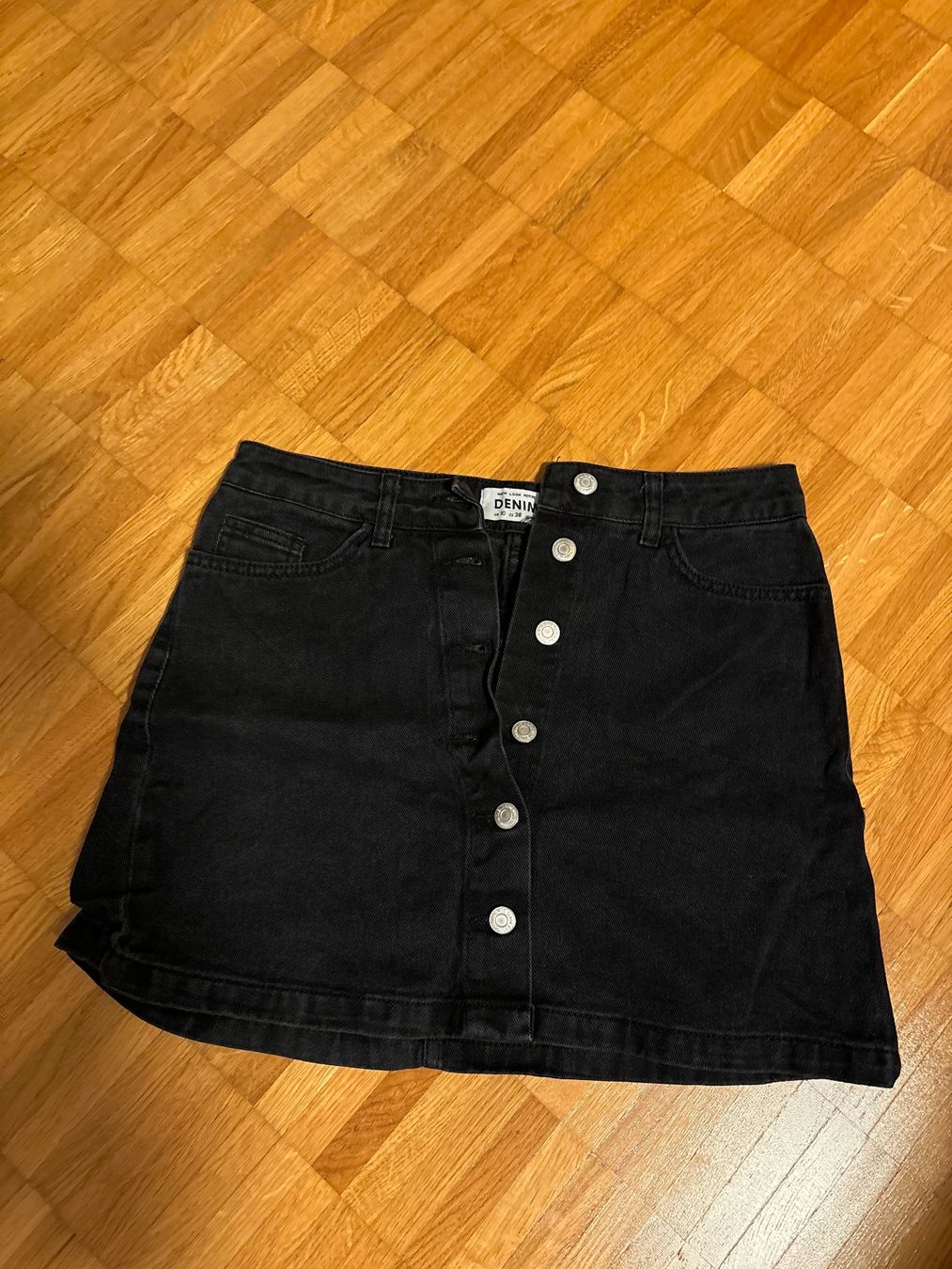 New Look Gonne: New Look Petite Jupe, Grosse 38 – Usato da Winterthur venduto da Sunshine143 2