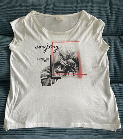 Weisses Cartoon Sommer T-Shirt, Grösse 42, Top Zustand!