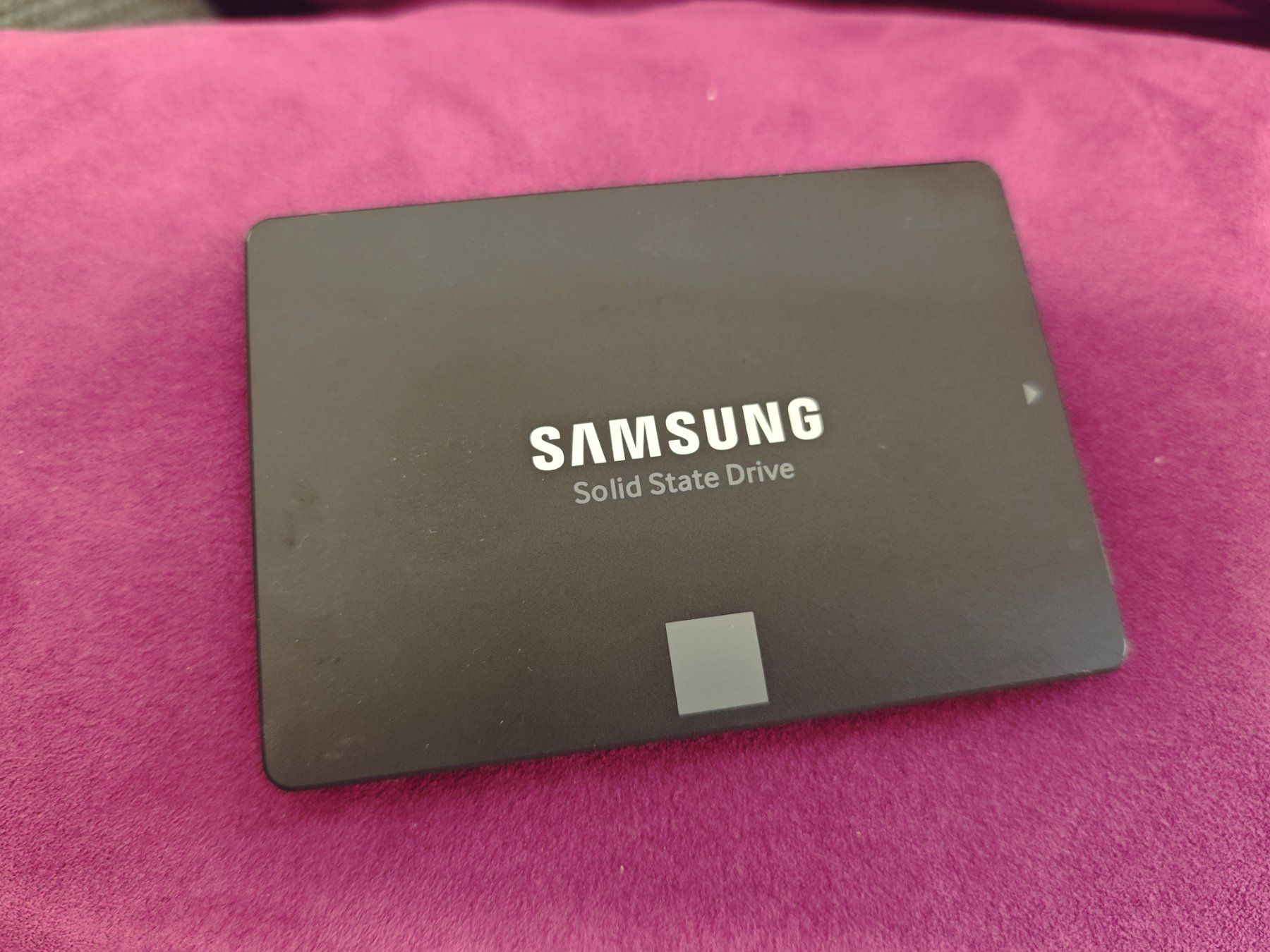 Samsung Harddisks: SSD Samsung 860 EVO 500GB – Gebraucht aus VETROZ von Bimmer_CH