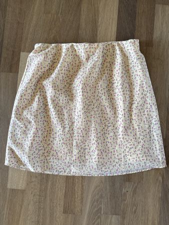 Rock NEO NOIR Blumenmuster gelb Grösse S/M neuwertig