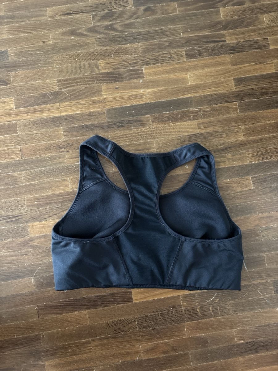 Nike Sonstige Unterwäsche: Nike Sports Bra Black Size S – Gebraucht aus Hinwil von liviipivii 1