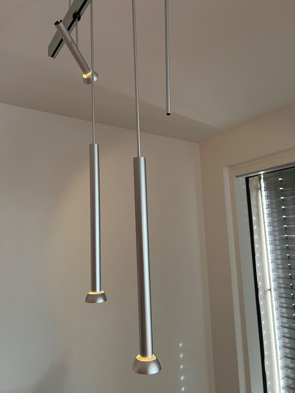 Baltensweiler Lampadari & plafoniere: Pendolino Hängeleuchtesystem von Baltensweiler – Usato da Uettligen venduto da Murijuli 2