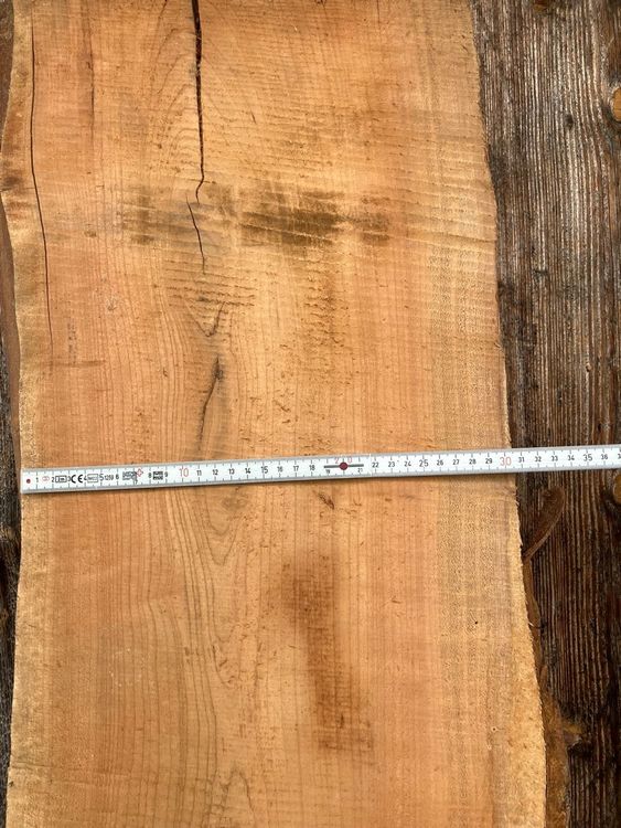 Articoli in legno: Kirschbaumholz gesägt – Usato da Linden venduto da WYNBE01 2