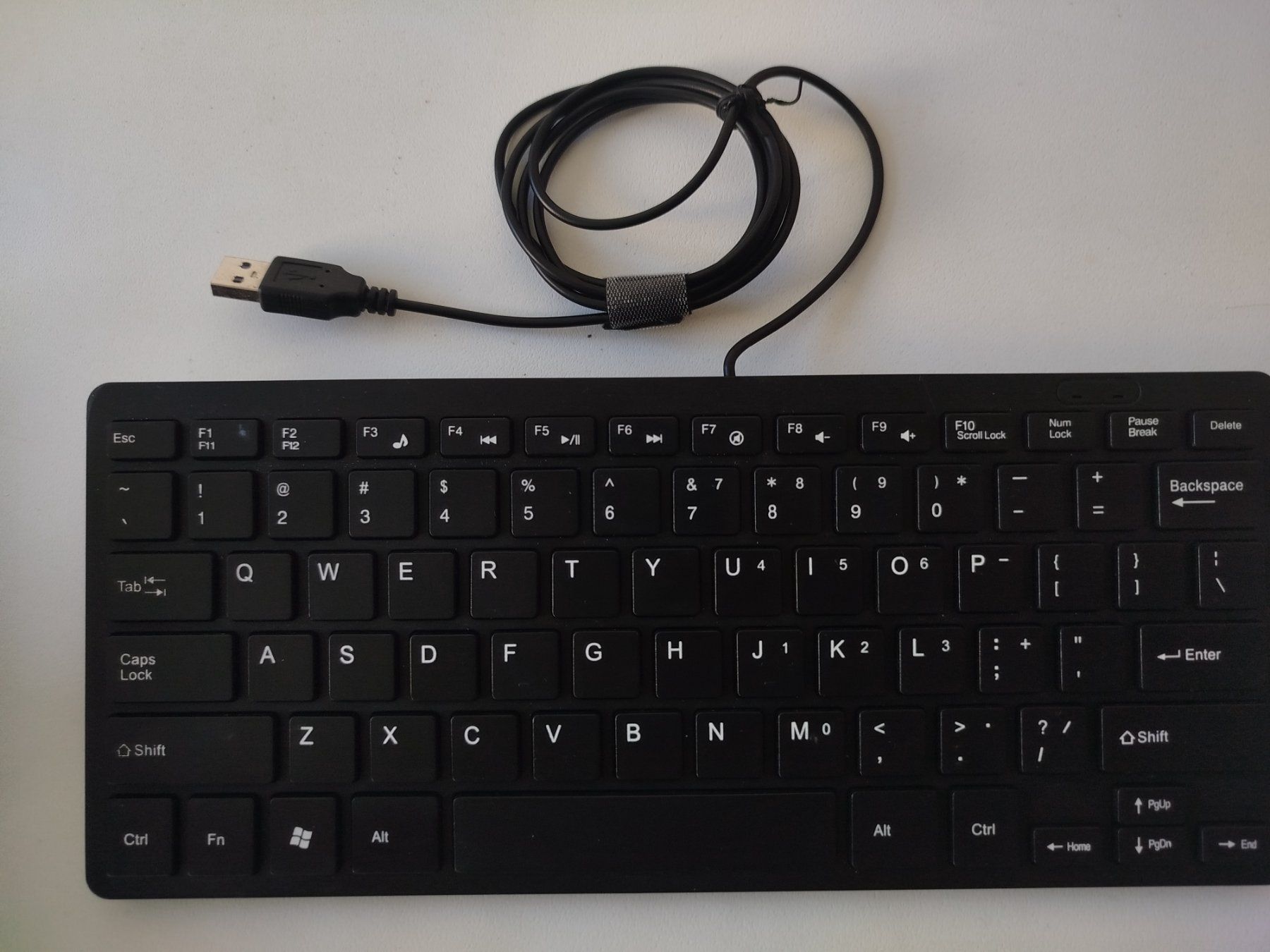 Tastiere: Praktische USB Mini Tastatur – Usato da Basel venduto da Danjimaru 1