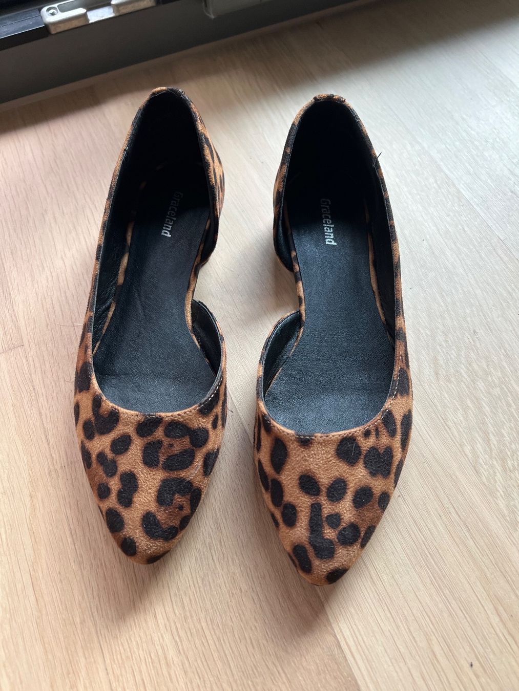 Damenschuhe: Ballerinas – Neu (gemäss Beschreibung) aus Dübendorf von fadrinli