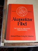 buch akupunktur fibel, mit ausklapbaren zeichnungen