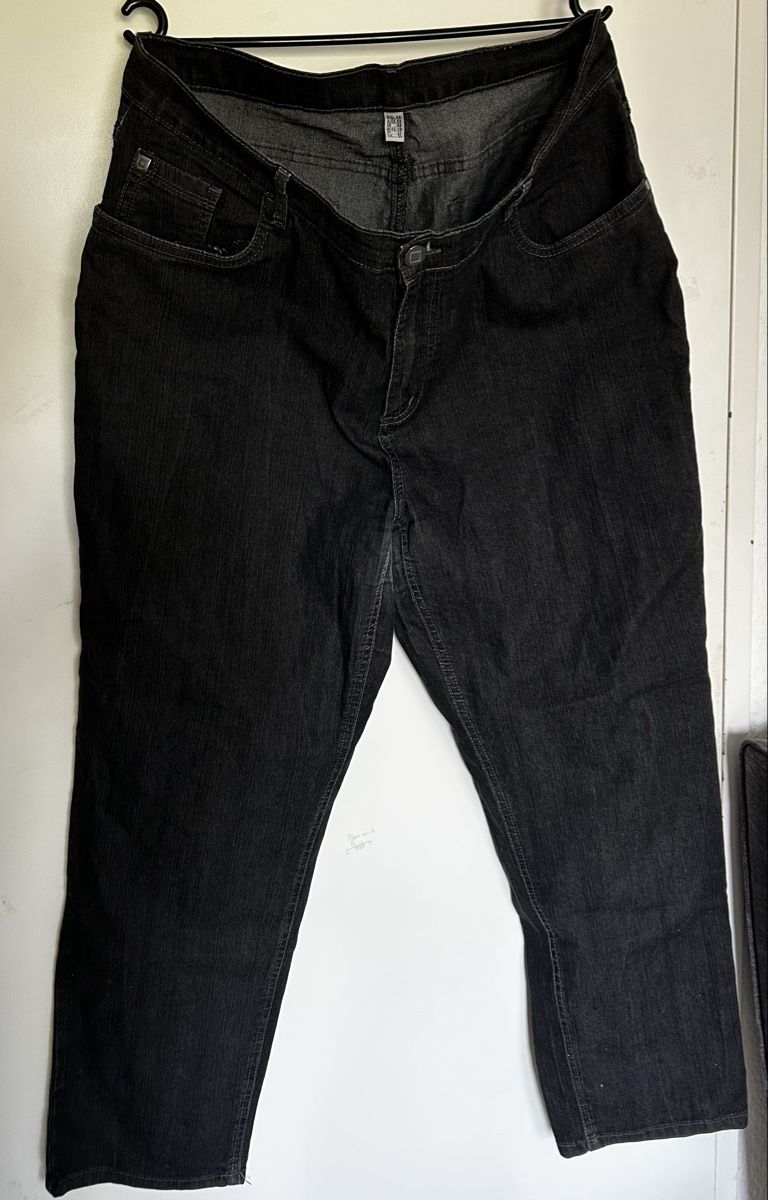 Jeans: Schwarze Jeans – D'occasion à Zürich par ElsterAuge7 2