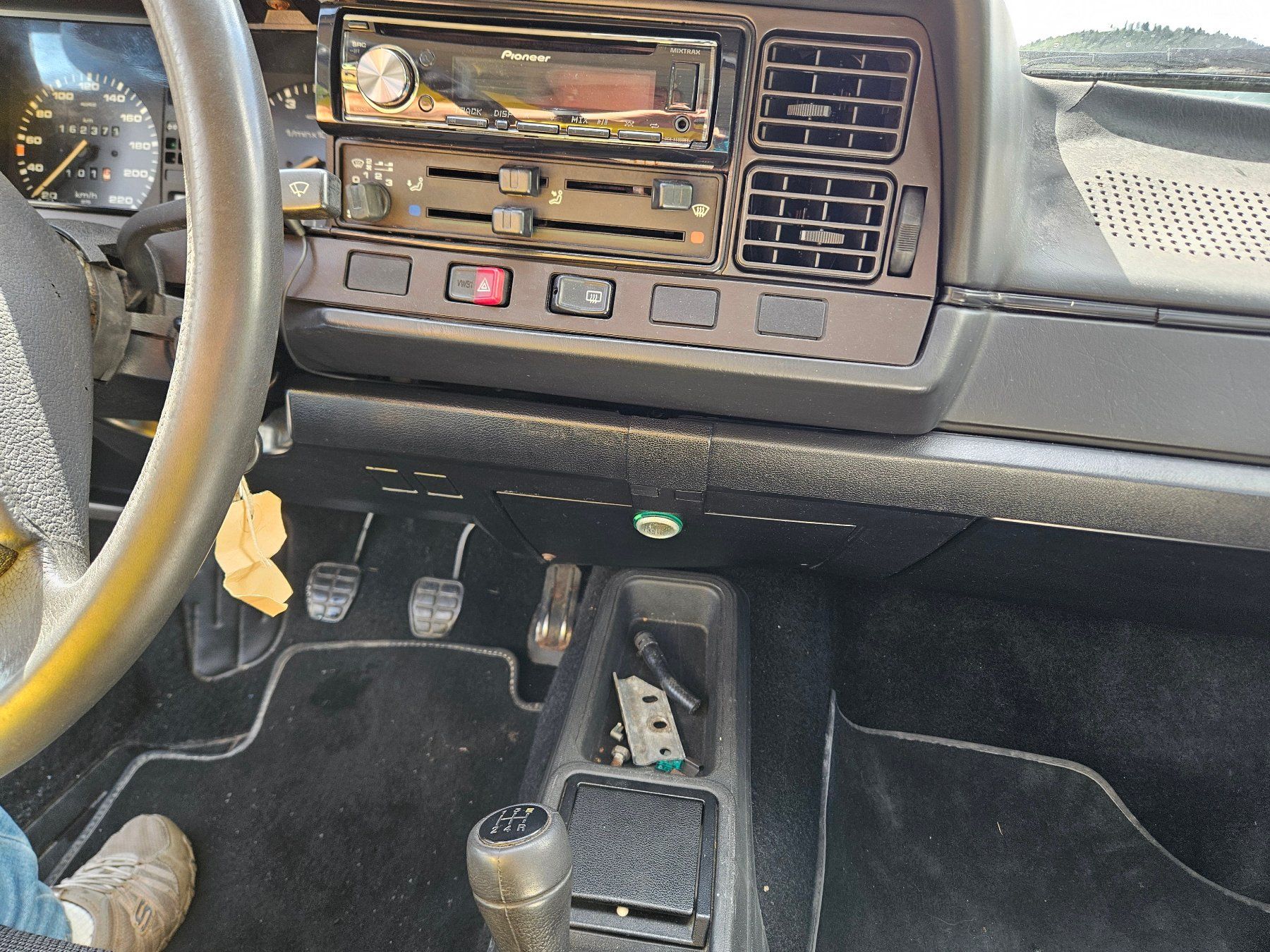 VW Automobili: VW Passat Variant 1.8 mit 90 PS – Usato da Elgg venduto da Oldie67 9