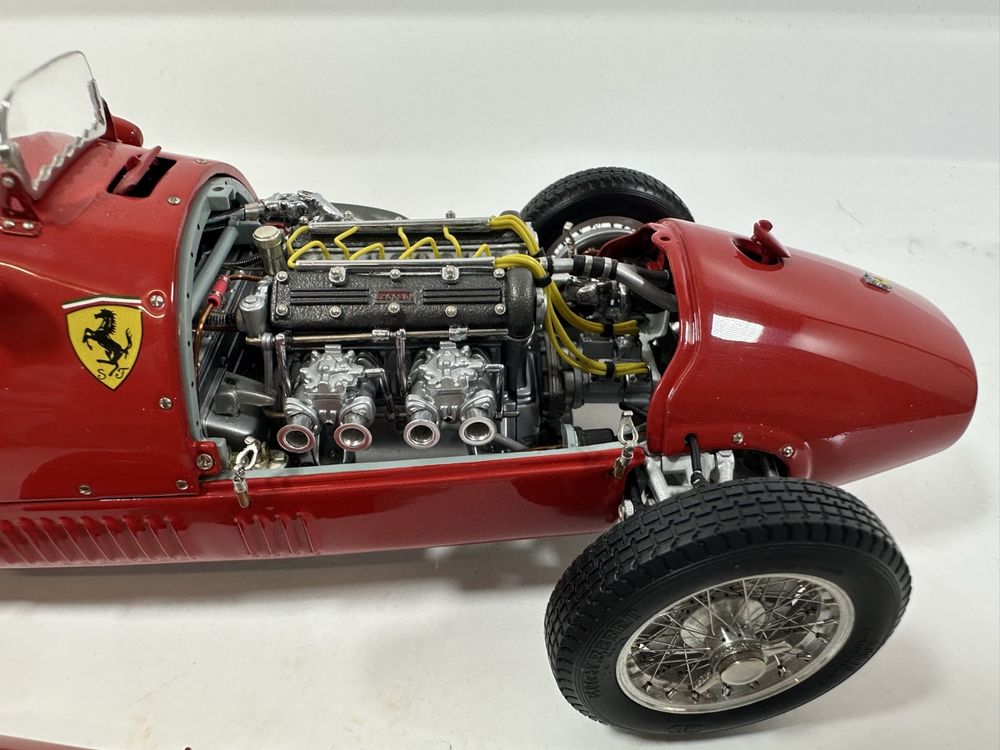 ミニカー CMC Ferrari 500 F2 Der Doppelweltmeister CMC 1/18 Ferrari 500 F2 1953 Der Doppelweltmeister M-056