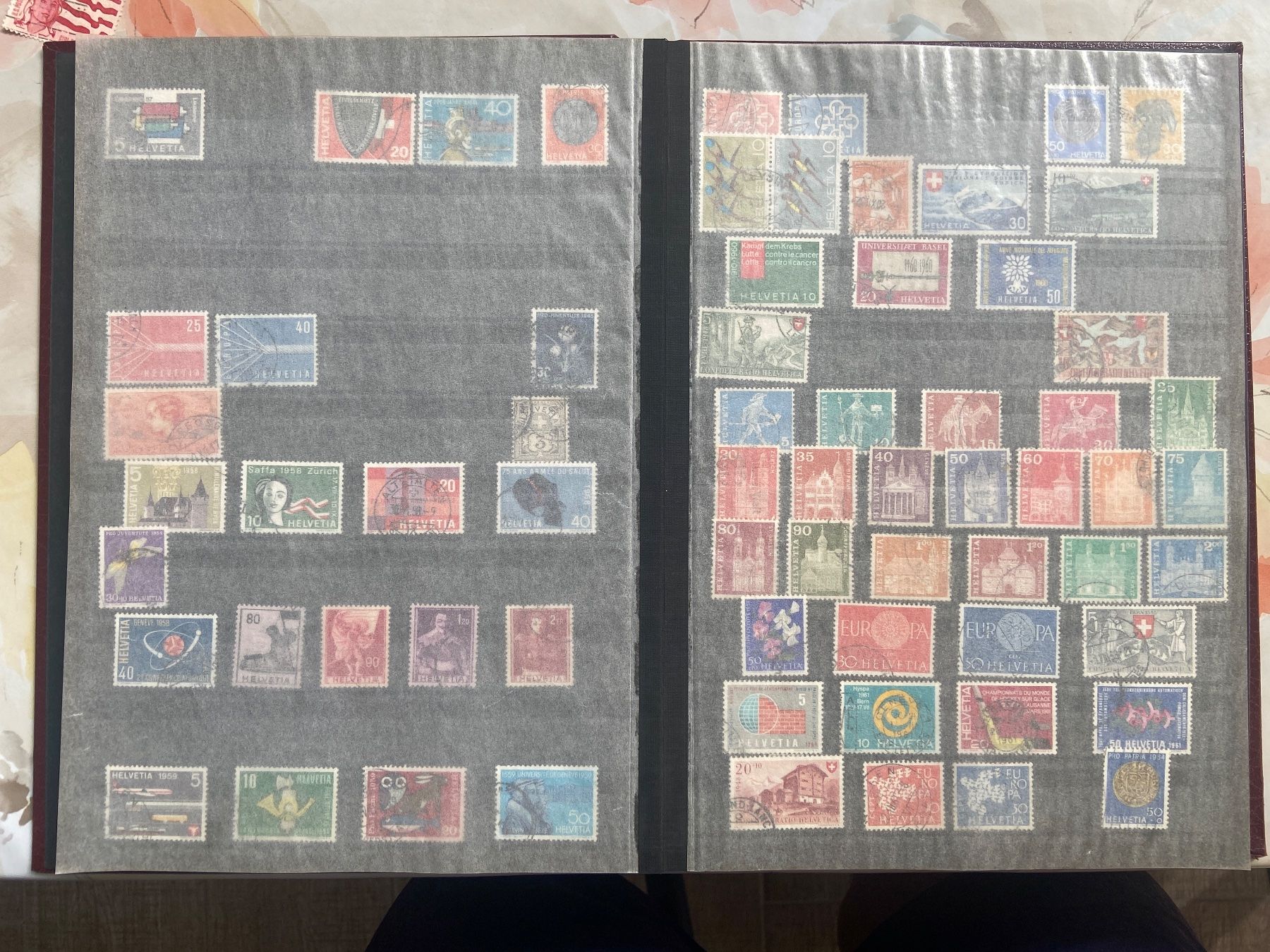 Tutti i francobolli: Lot de timbres suisses - album – Usato da Collex venduto da RCXGJ 4