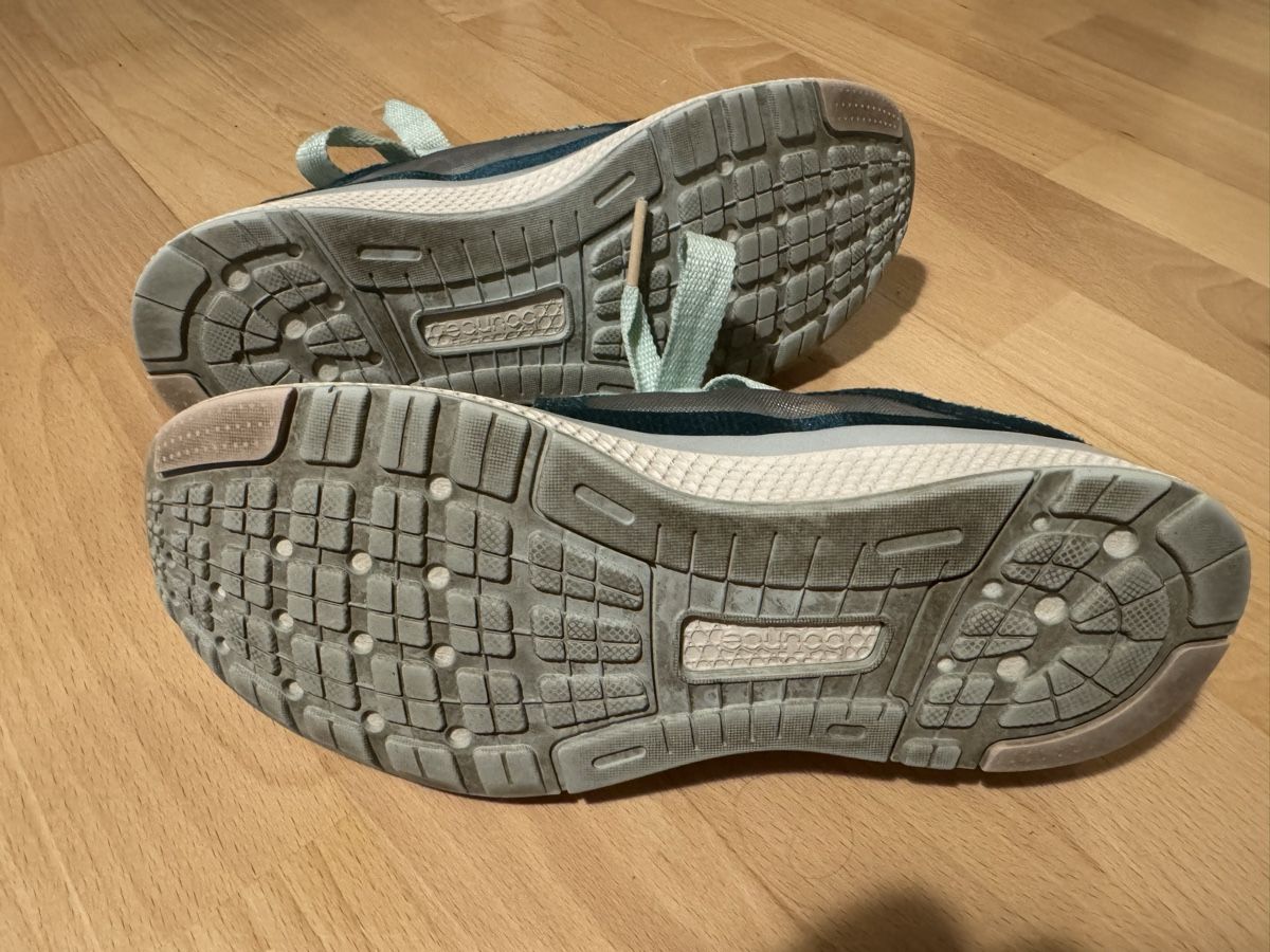 Adidas Scarpe da uomo: Adidas bounce gr. 38 – Usato da Sarnen venduto da NataschaaM 4