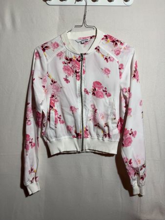 Schöne leichte Jacke von Tally Weijl Gr. 34