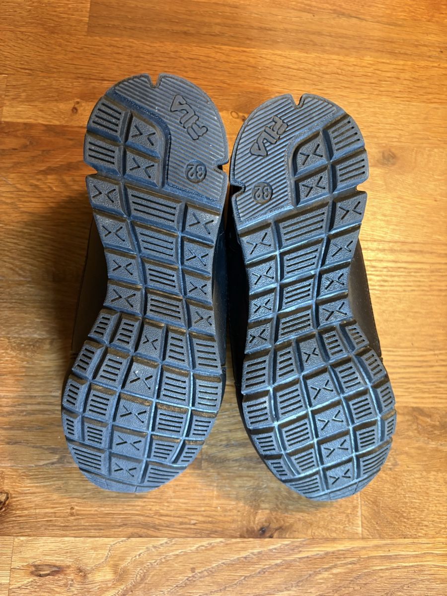 Fila Scarpe per ragazzi: Turnschuhe von FILA Gr. 32 – Usato da Schwerzenbach venduto da frauminze 1