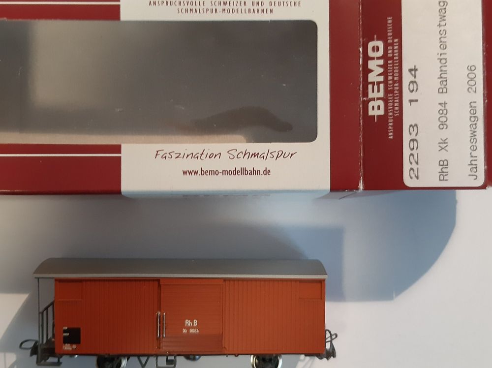Bemo Modelleisenbahnen: Bemo H0m 2293 194 RhB Xk 9084 Güterwagen Jahreswagen 2006 – Gebraucht aus Thun von Schwarzsee48