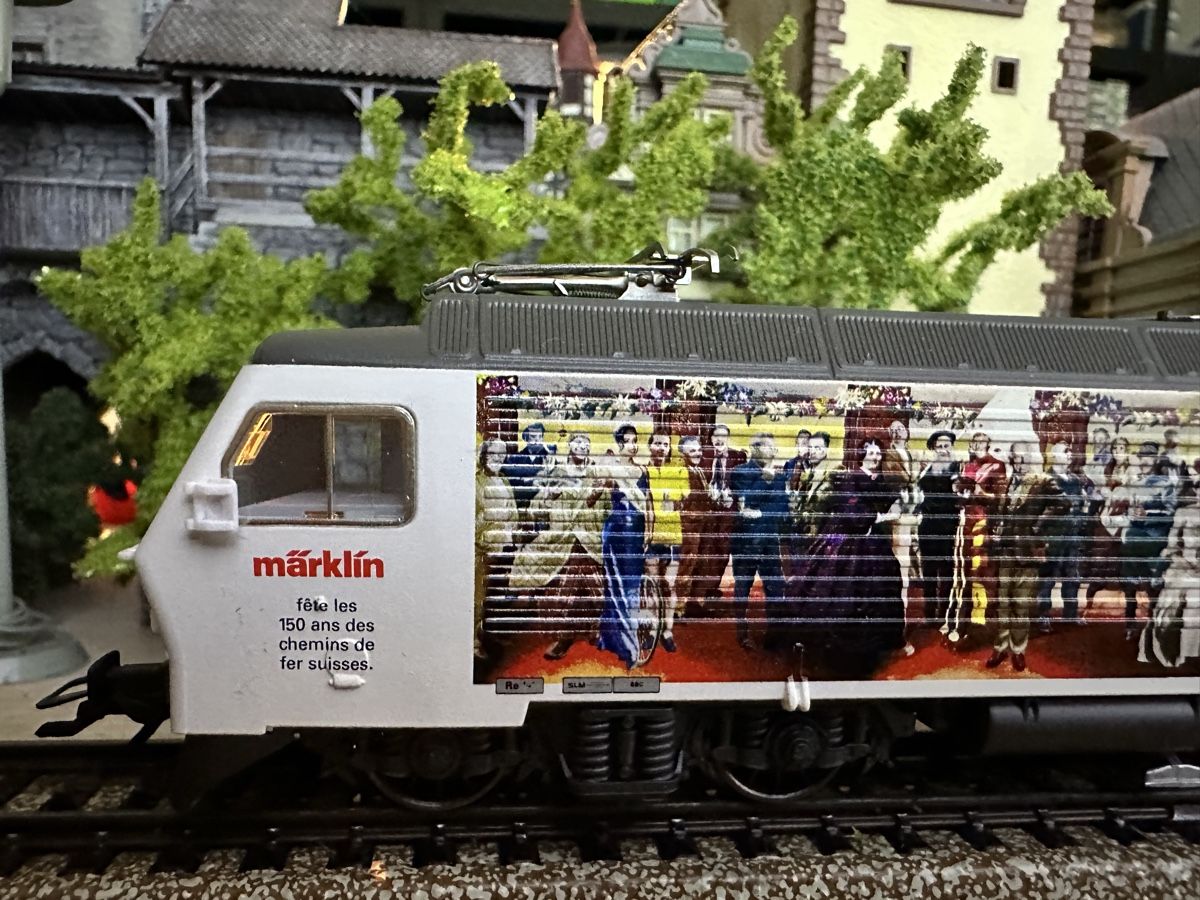 Märklin Modellini di ferrovie: Märklin 37303 SBB Re 446 digital HLA – Usato da Lupsingen venduto da New-Haven 1